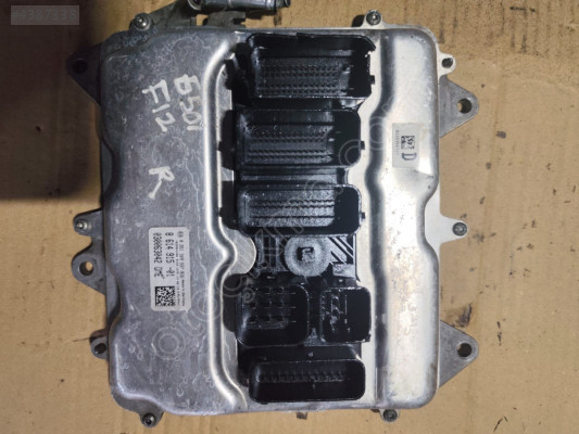 0261S09537 MEVD17.2.8 BMW F01 MOTOR BEYNİ