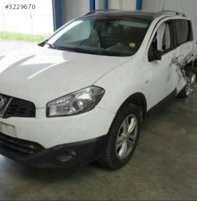 Nissan Qashqai J10 Davlumbaz ve Diğer Parçalar - Mil Oto