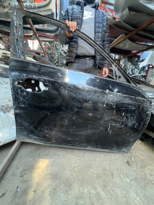 Bmw E60 5.20 çıkma ön sağ kapı