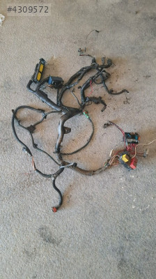 RENAULT KANGOO 1.9 KLİMALI MOTOR TESİSATI