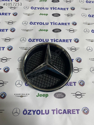 MERCEDES W117 CLA Panjur Arması A0008880060
