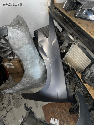 VOLKSWAGEN PASSAT B8 SOL ÖN ÇAMURLUK