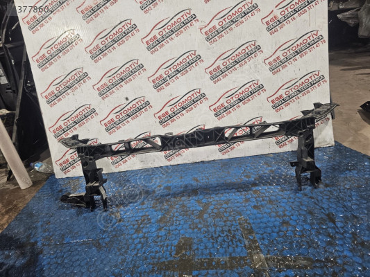 MERCEDES GLB W247 ORJINAL ÖN PANEL HATASIZ