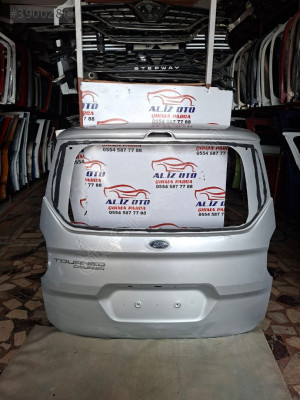 Ford tourneo courier bağaj kapağı