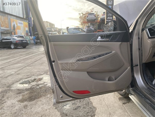 2019 Hyundai Tucson  Sol Ön Kapı Döşemesi