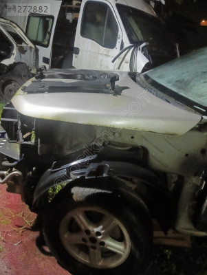 Land Rover Freelander sol sal çamurluk davlumbazı