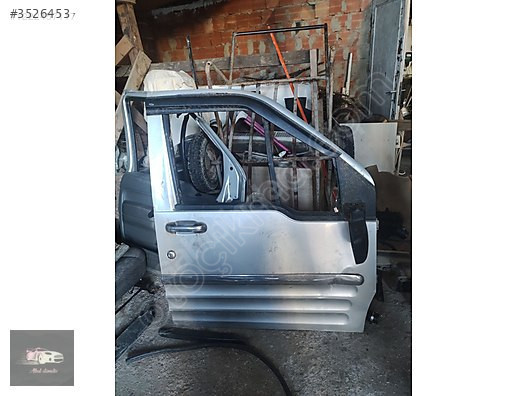 Ford Connect 2005 model sağ ön kapı