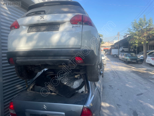 Peugeot 2008 bagaj kapağı