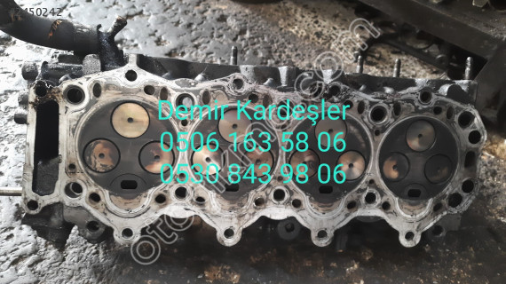 Mazda B2500 Çıkma Silindir Kapağı