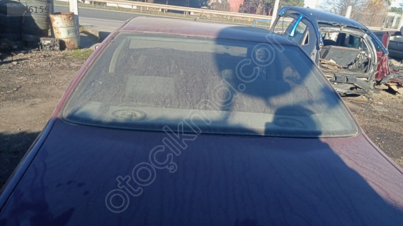Pejo405 arka cam yedek parça