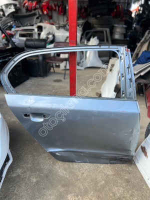 2009 2014 Skoda süper b sağ arka kapı çıkma