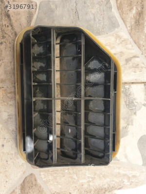 Ford focus mk3 bagaj hava ızgarası bm51a280b62ab ufak kirik var