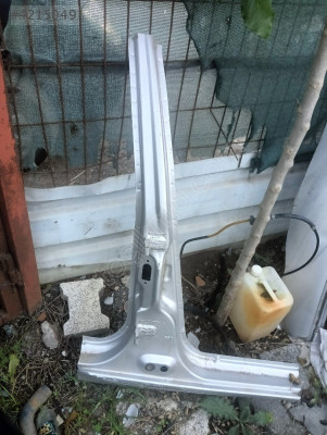 Renault Clio symbol marşpiyel orta