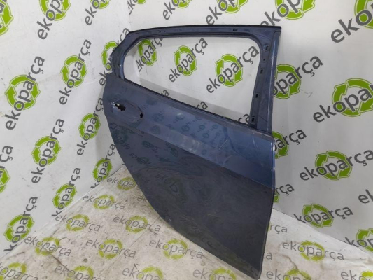 BMW 1 SERİSİ 2019 2023 F40 SAĞ ARKA KAPI 41528737064
