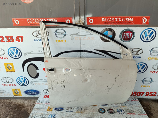 2013-18 Toyota Corolla Sağ Ön Kapı - Orijinal Çıkma Parça