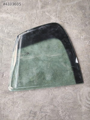 Fiat egea sağ arka kelebek cam