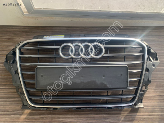 Audi A3 Sedan 2013-2017 Ön Panjur Nikelajlı Orjinl 8V5853651