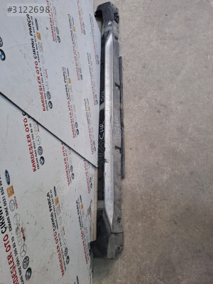 Toyota c.hr sol alt Marşbiyel plastik kaplaması