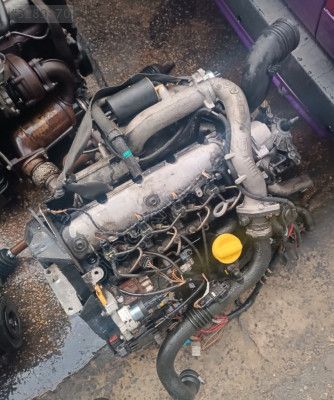 Reno traficc 1.9 ve 2000 dolu motor