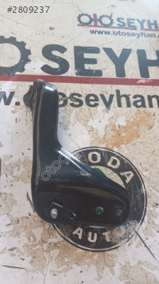 8K1863442B Audi A4 2014  göğüs baglanti demiri