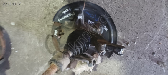 RENAULT MEGANE 3 SAĞ ÖN TAŞIYICI