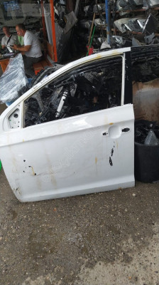 Hyundai i20 model 2012 sol ön kapı