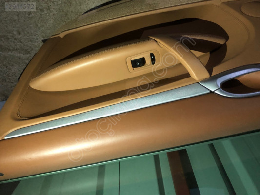 Porsche cayenne 955 kasa çıkma Sağ cam düğmesi