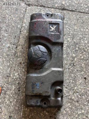 Peugeot 206 1.4 külbütör kapağı