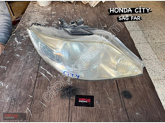 Orjinal Honda City Sağ Far Eyupcan Oto'da - Çıkma Parça