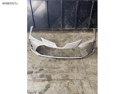 Toyota corolla yeni kasa ön tampon orijinal çıkma