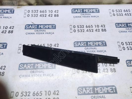 ÇIKMA BMW 3 SERİSİ F30 SOL ARKA KAPI DİREK KAPLAMASI