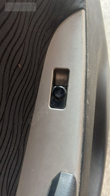 Hyundai accent blue sol arka kapı cam düğmesi