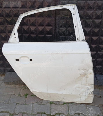 AUDİ A4 ORJİNAL ÇIKMA SAĞ ARKA KAPI