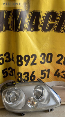 VW Caddy Sağ Ön Far 2K0941006B - Orijinal Çıkma Parça