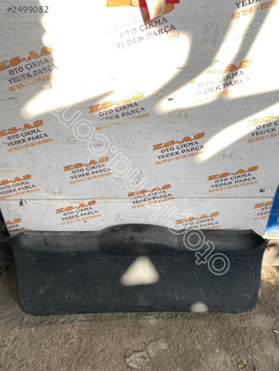 FORD FOCUS ÇIKMA ARKA BAGAJ PLASTİĞİ