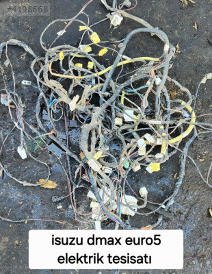 ISUZU DMAX EURO5 ELEKTRİK TESİSATI                     (XS311S25)