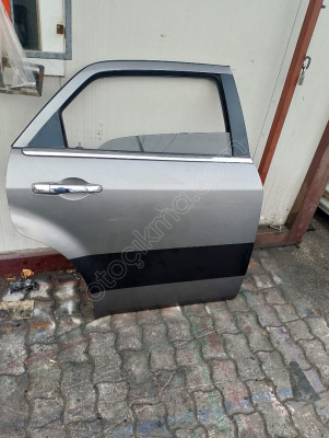 CHRYSLER 300 C SAĞ ARKA KAPI HATASIZ BOŞ ORİJİNAL ÇIKMA