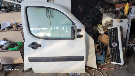 Fiat doblo 2008 sağ ön kapı