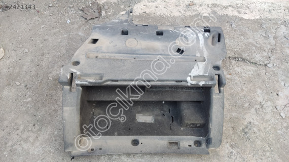 AUDİ A6 2005 2011 TORPİDO KAPAĞI