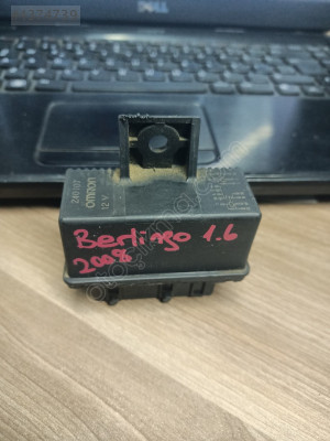 CİTROEN BERLİNGO 1.6 2008 YAKIT POMPA ROLESİ 240107