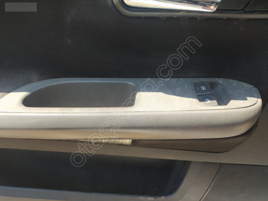 ÇIKMA SEAT CORDOBA SOL CAM DÜĞMESİ
