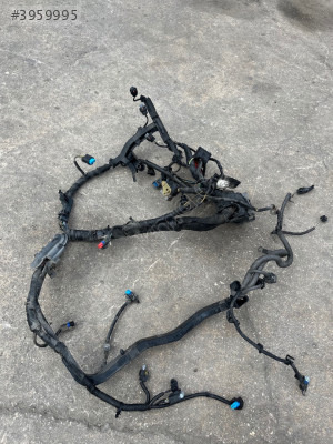 FORD FİESTA COURİER MOTOR ÜST TESİSATI