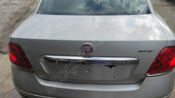 FİAT LİNEA BAGAJ KAPAGI