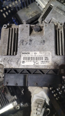 Opel Astra Hmotor beyni 55556829 0281011943 1037372298 0281011943