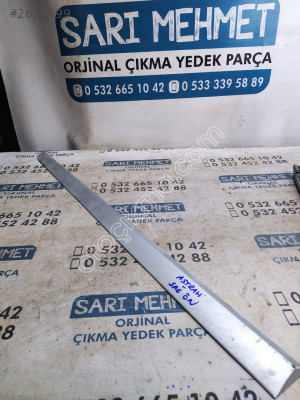 ÇIKMA OPEL ASTRA H SAĞ ÖN KAPI BANDI