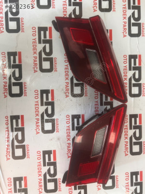 VW TIGUAN SAĞ VE SOL İÇ STOP LAMBASI  ORJİNAL 5NA945312 2016-2024