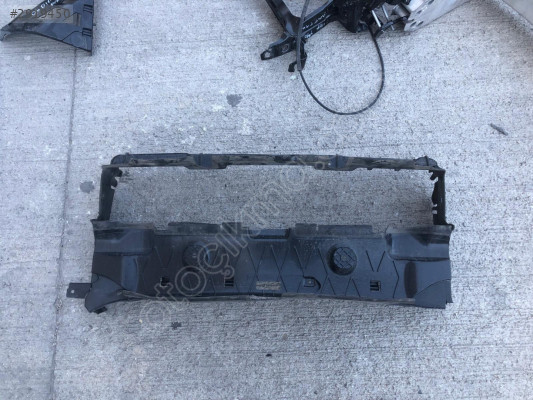 BMW 3 SERİ G20 G21 ÖN HAVA KANAL MASKESİ 5174115643-10