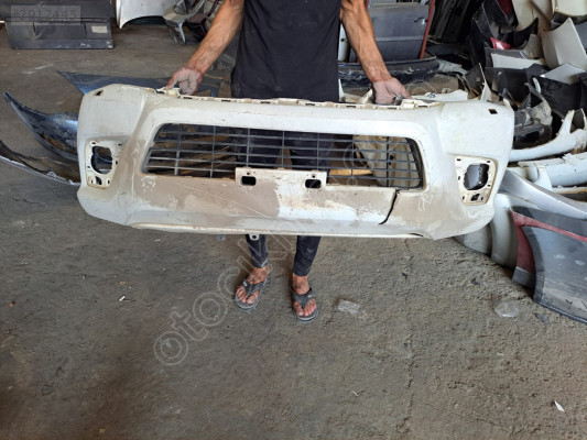 Hilux ön tampon