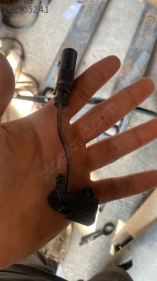 1J0973802 Skoda Octavia 2018 cam suyu fıskiye memesi