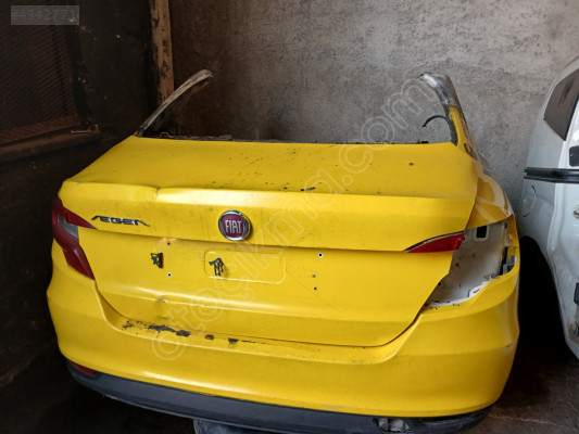 FİAT EGEA BAGAJ KAPAĞI ÇIKMA